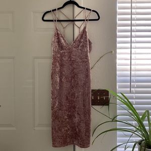 Forever 21 Contemporary crushed velvet dress S